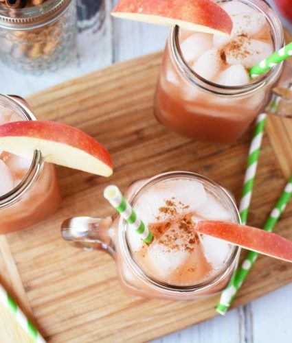 25 Easy Punch Recipes That Are Perfect For Summer