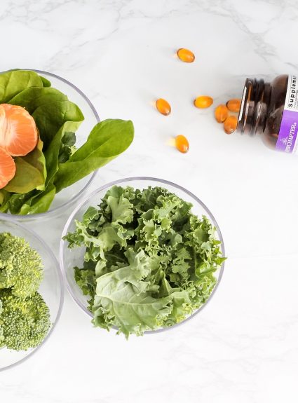 Pregnancy Diet: 13 Superfoods You Should Eat & Supplements To Take