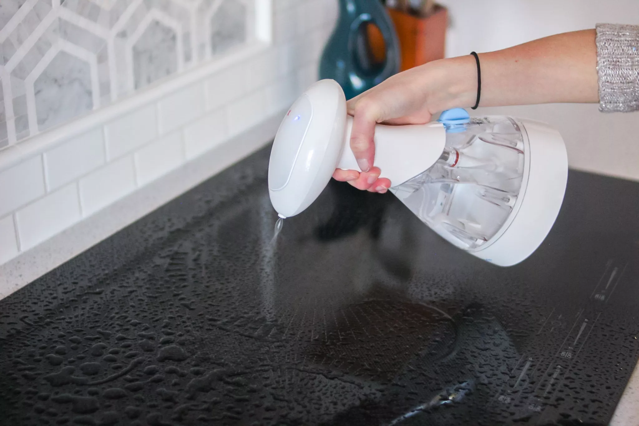 Cleaning With Ozonated Water &ndash; Does It Really Work?