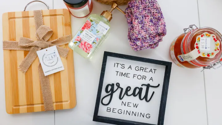 New Neighbor Gift Ideas &ndash; Gift Basket Goodies To Give Your New Neighbor