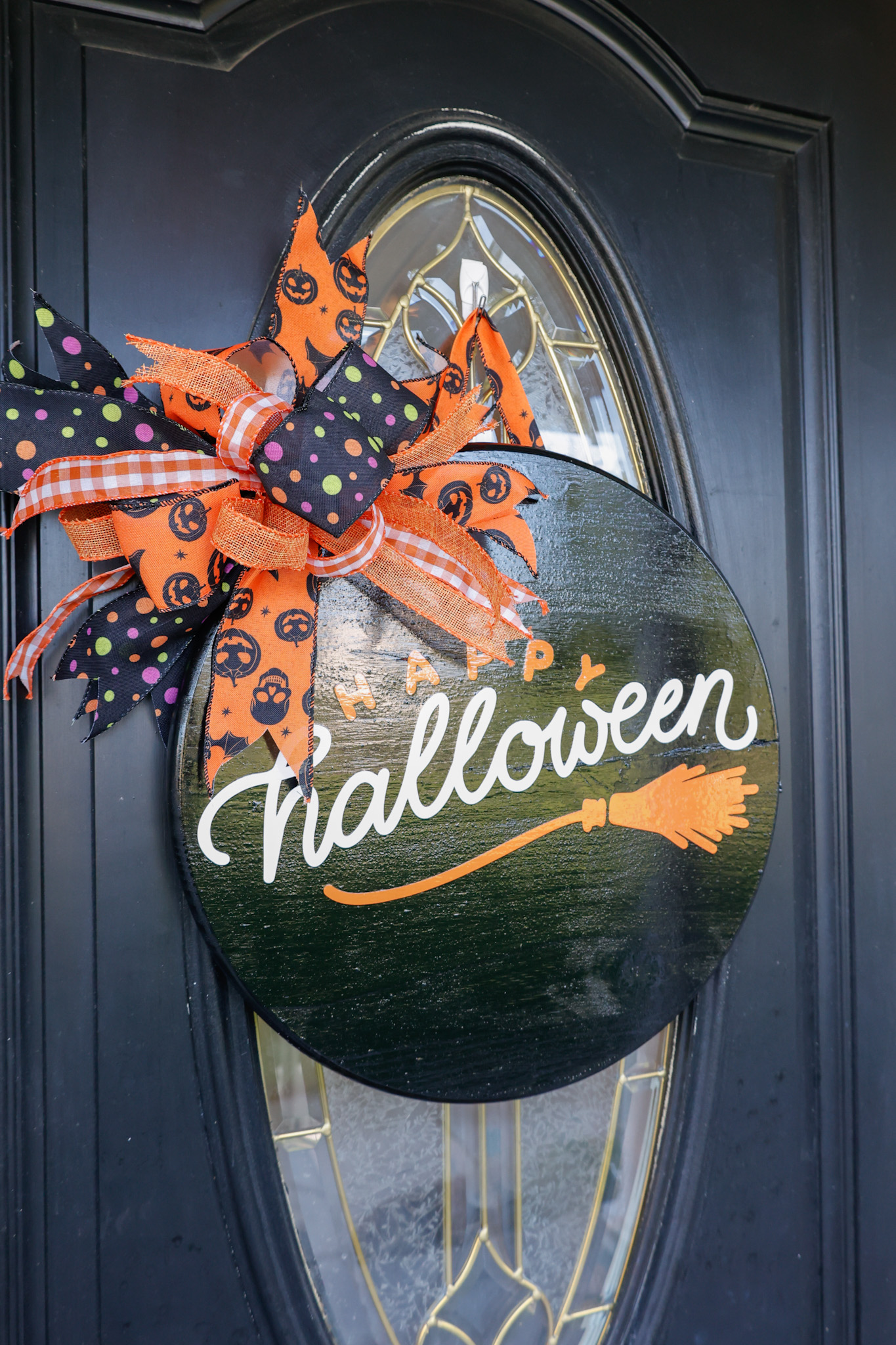 DIY Halloween Sign – Cricut Maker 3 Tutorial