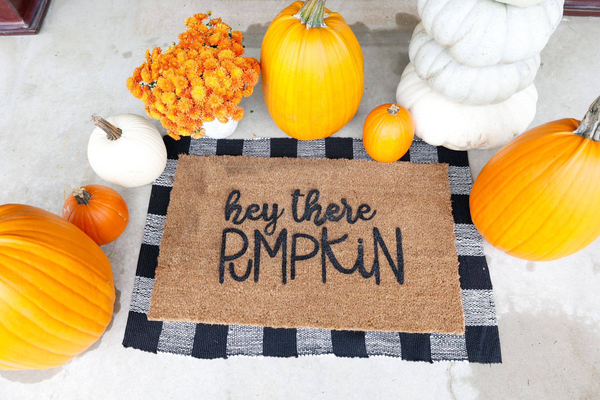DIY Doormat – An Easy Cricut Project