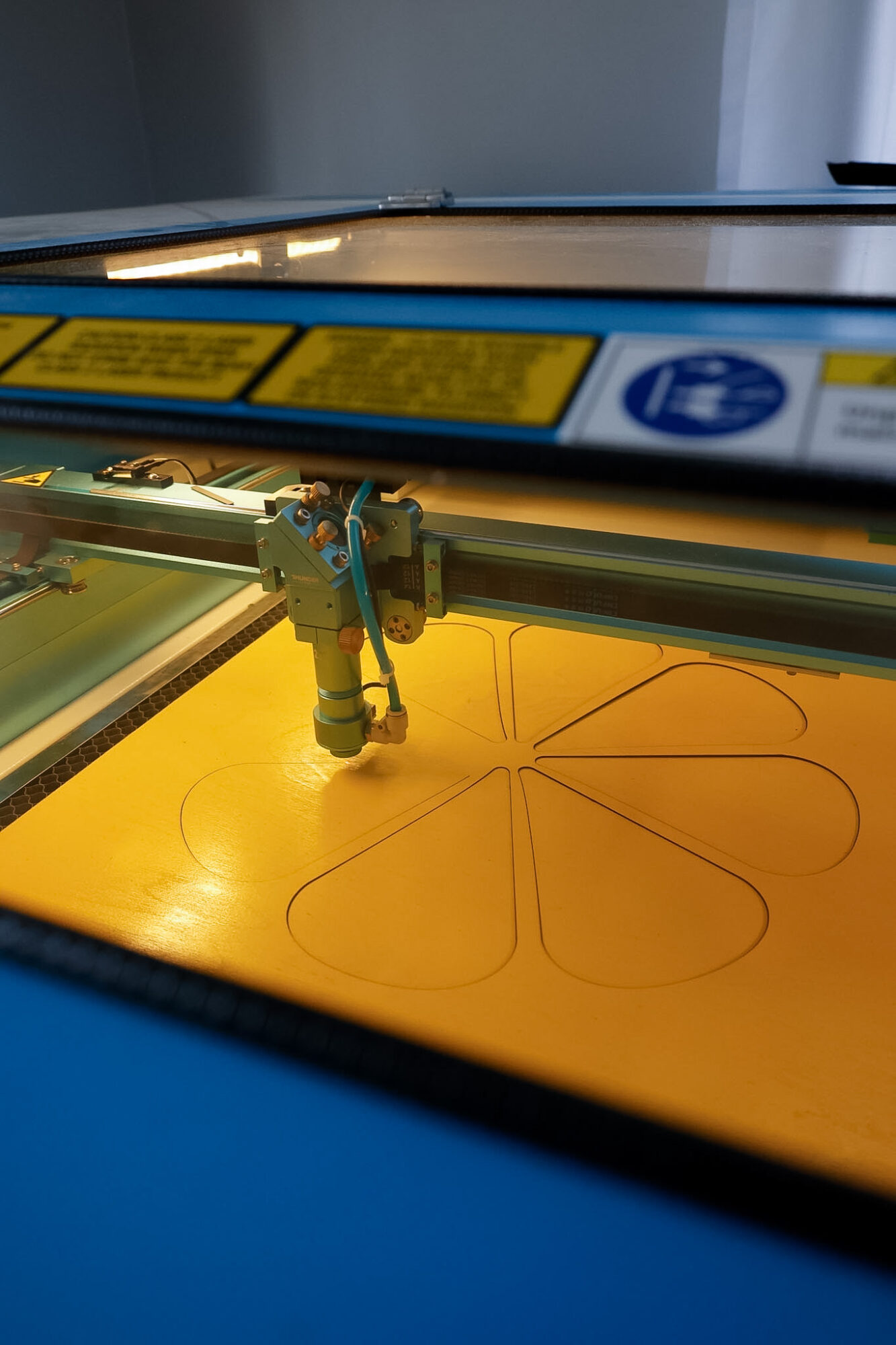 Thunder Nova Plus Laser Machine cutting through 3mm wood